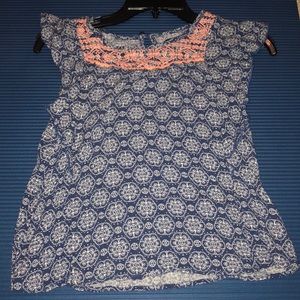 Girls size M top